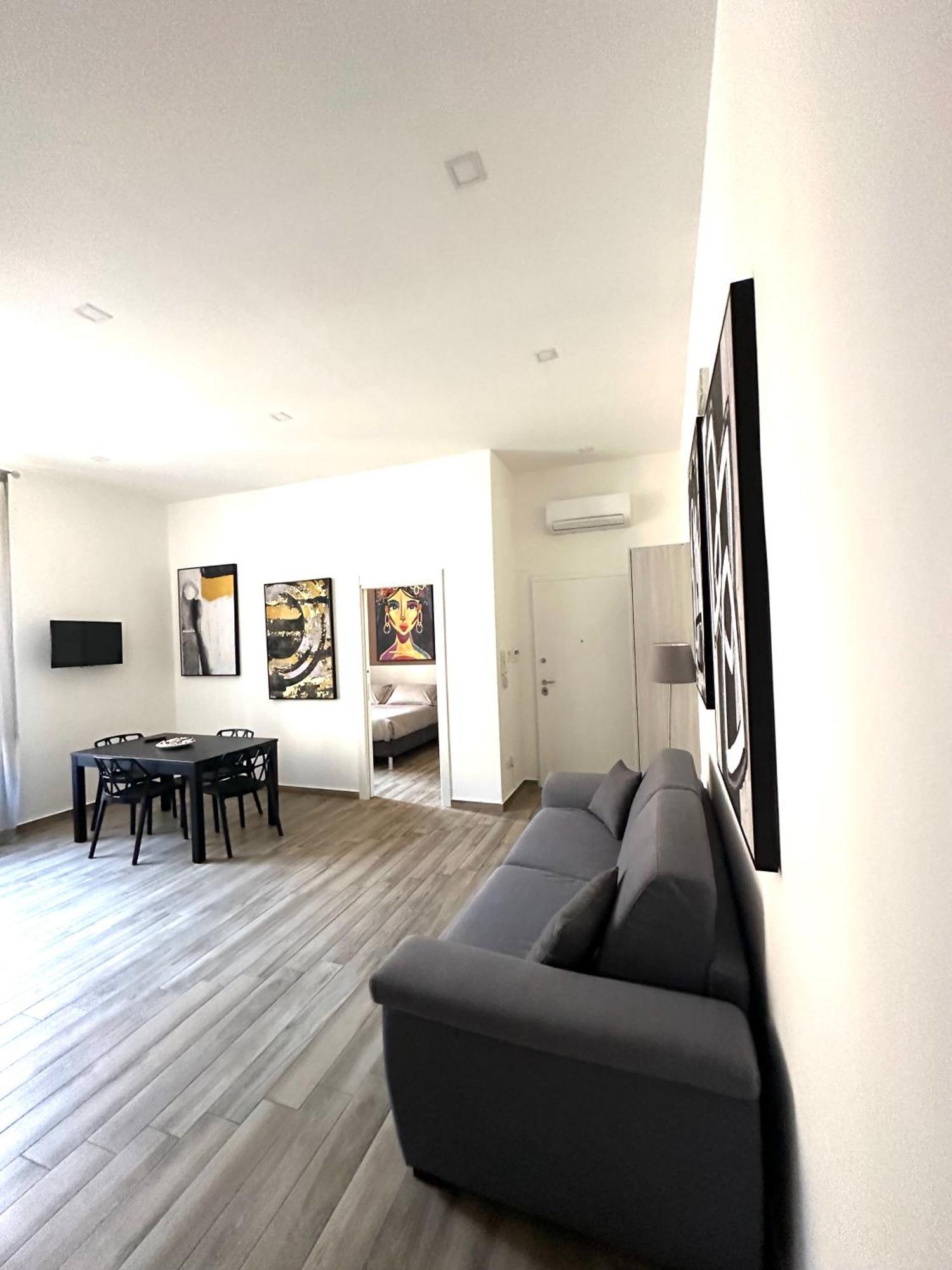 Dch Napoli Apartment Bagian luar foto